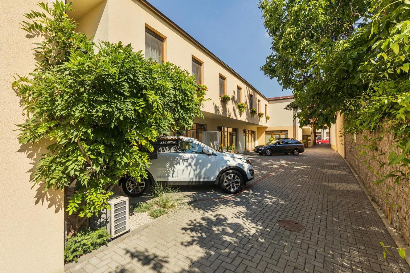 Apartman Solaris Kyjov  Ngoại thất bức ảnh